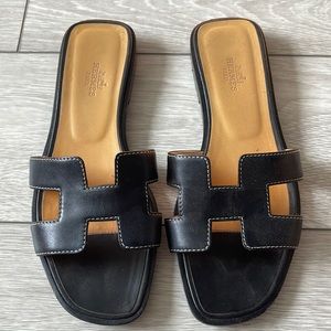 Hermes Oran black sandals